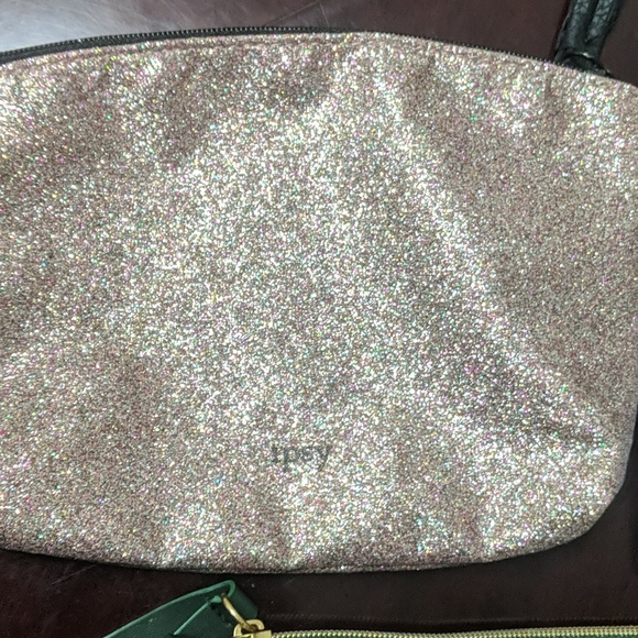 Cosmetic bag (3) - Picture 2 of 5